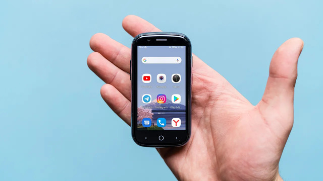 Самый маленький смартфон на Android 10, с NFC и 128 ГБ памяти