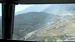 A319 cockpit landing at RWY 15 in Paro, Bhutan