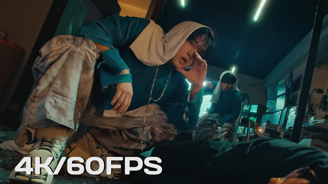 Stray Kids – MEGAVERSE Video (60 FPS)