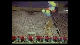 Moscow Olympics 1980 Closing ceremony with Misha