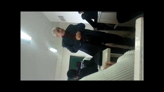Интересный урок о «женщинах президентах» в институте ташкентa