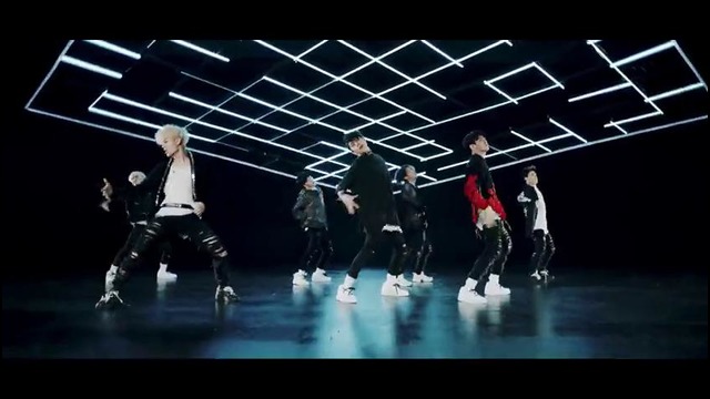 IKON – B-DAY