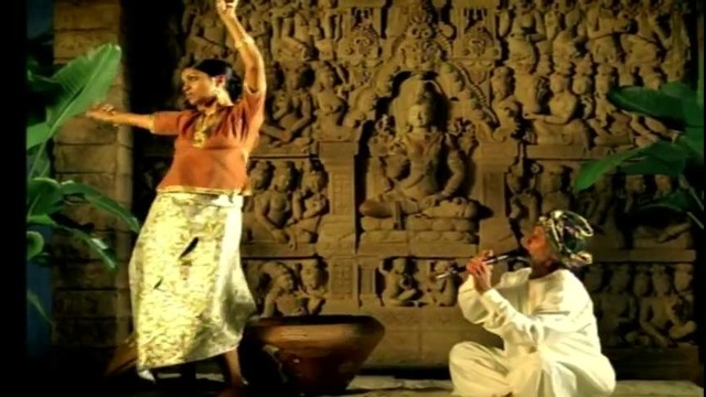 Timbaland & Magoo – Indian Flute (ft. Sebastian & Raje Shwari) 2003