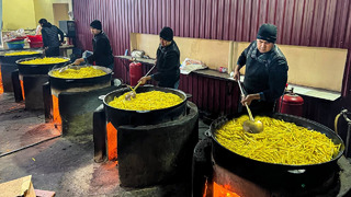 Uzbekistan! 60 COOKS! 5 CAULDRON! 300 kg BLACK OIL PILAF PER DAY | Uzbek Giant Food Factory