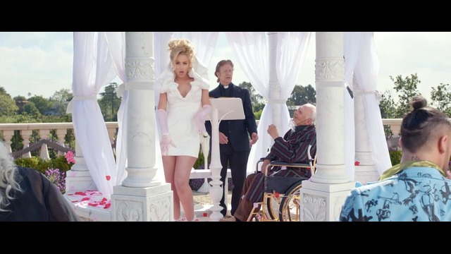 Iggy Azalea – Started (Official Music Video)